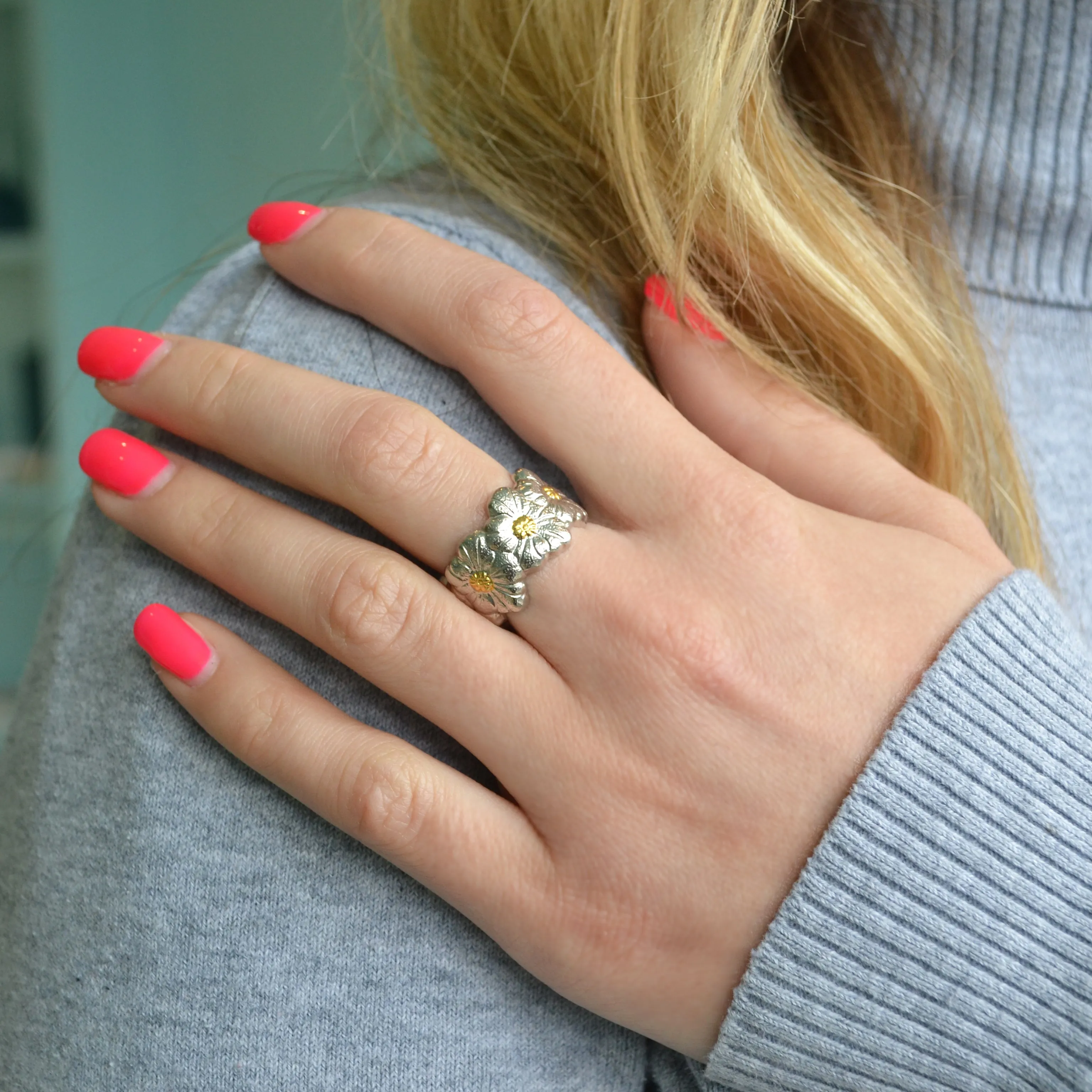 Buccellati - Blossoms Gardenia - Band Ring, Sterling Silver with Gold Accents