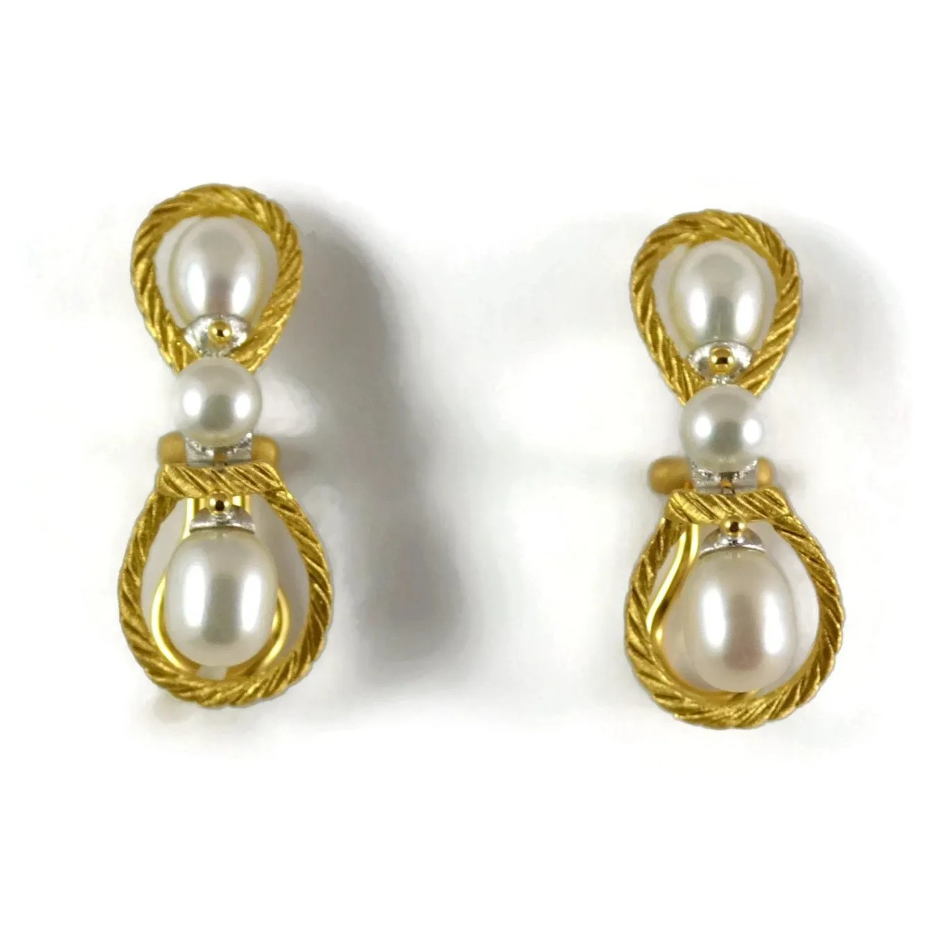 Buccellati "Rete Pearls" Short Drop Earrings with Pearls, 18k Yellow Gold