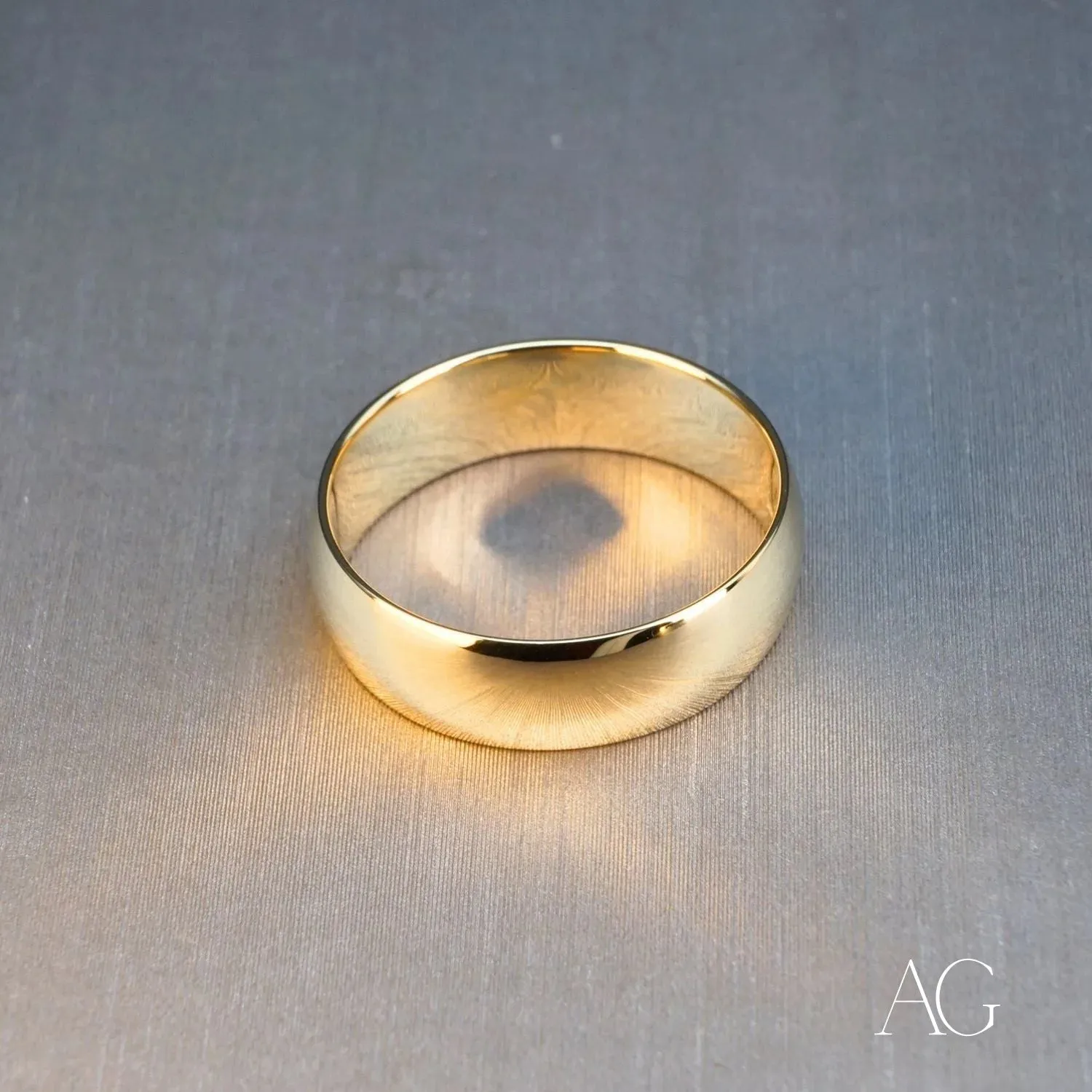 Eternal Love 18k Wedding Band