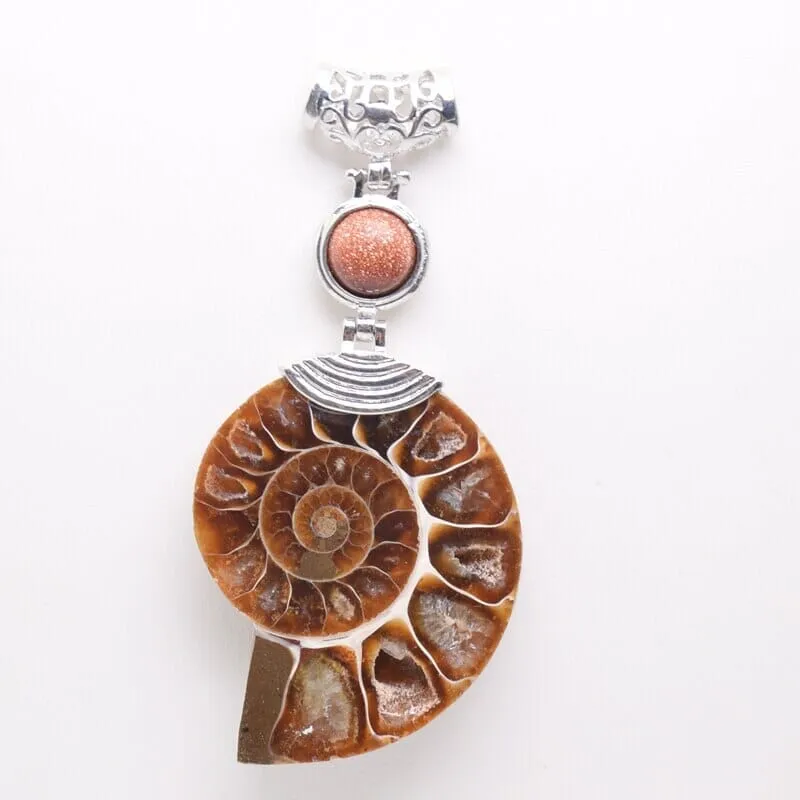 High Quality Natural Ammonite Shell with Natural Stones Choker