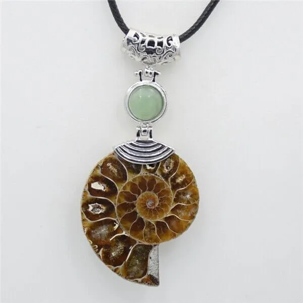 High Quality Natural Ammonite Shell with Natural Stones Choker