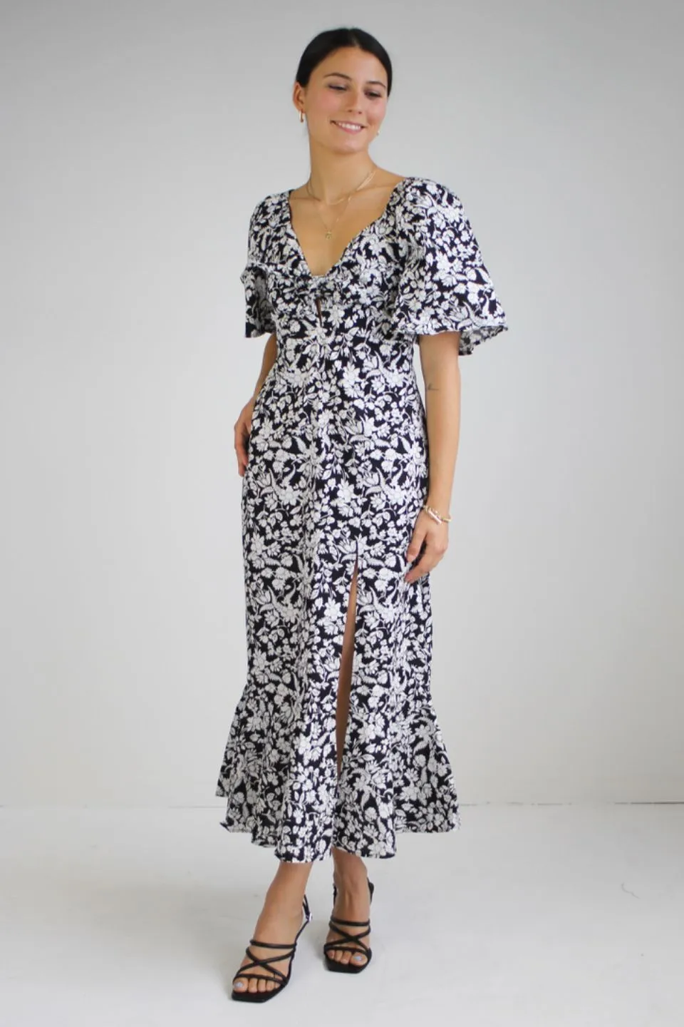 Innocent Black Floral Baroque Tie Front SS Maxi Dress