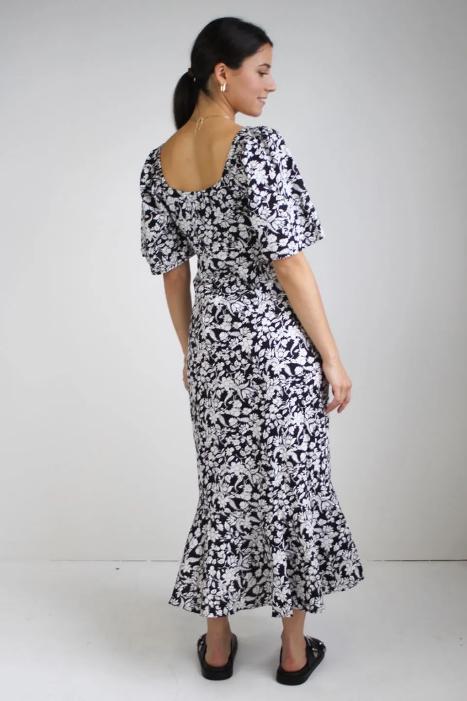 Innocent Black Floral Baroque Tie Front SS Maxi Dress