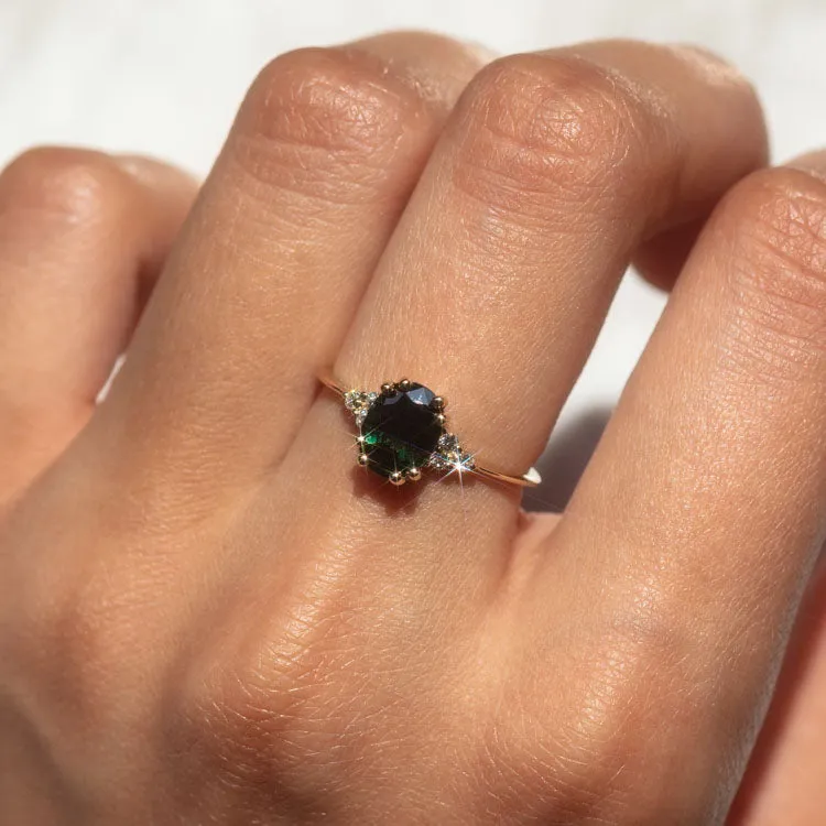 Juno Ring with Teal Sapphire in Yellow Gold