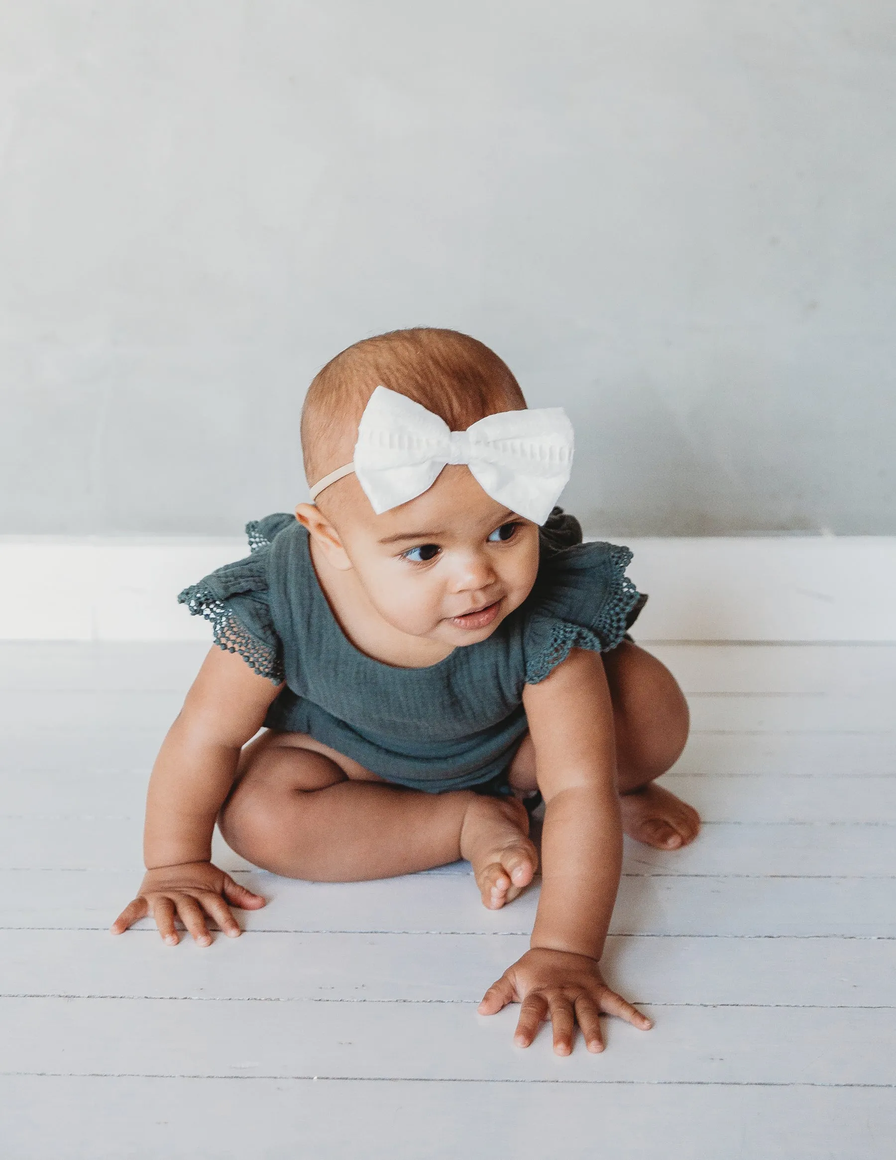 Nova Textured Cotton Bow - White