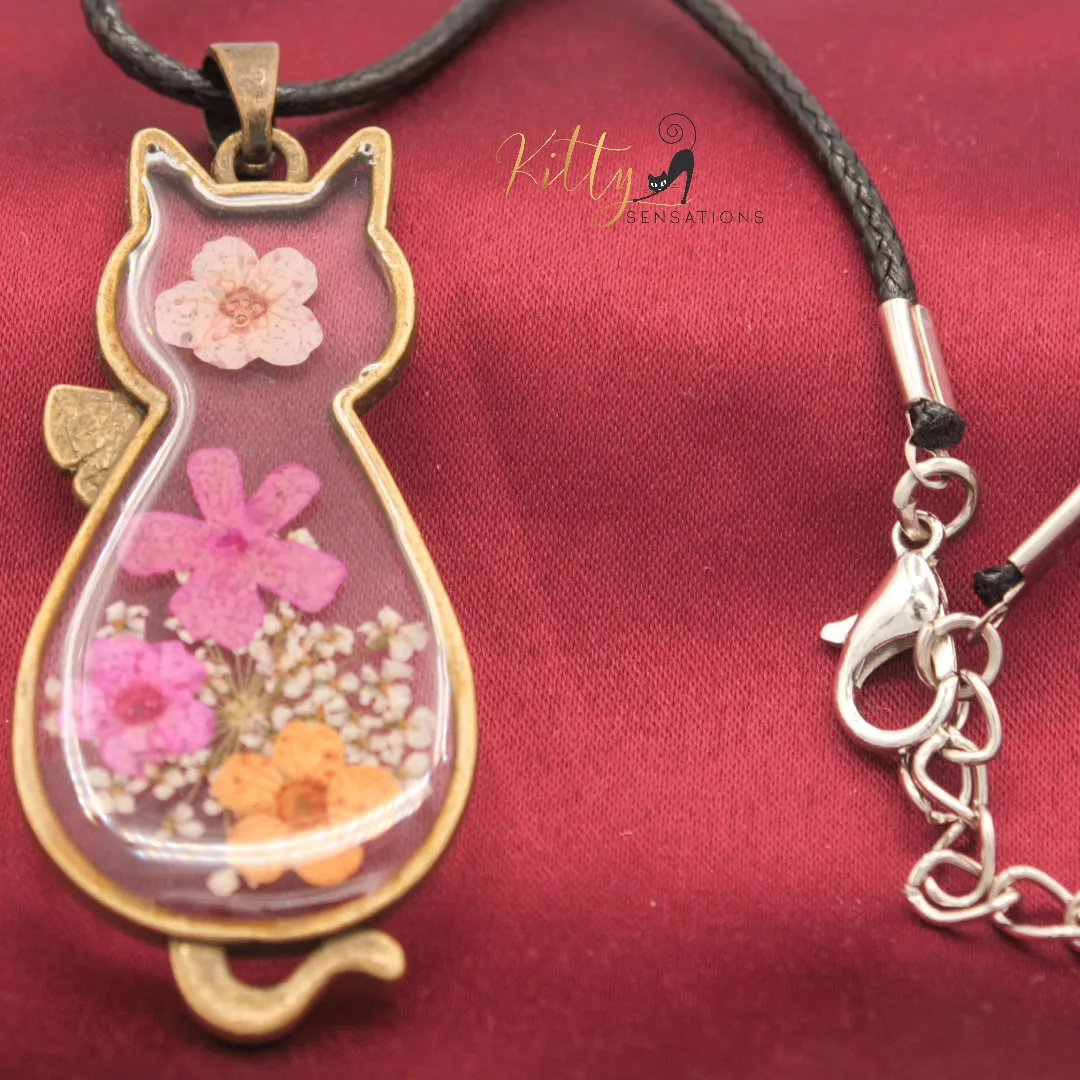 Pressed Flower Cat Necklace in Acrylic and Real Flowers