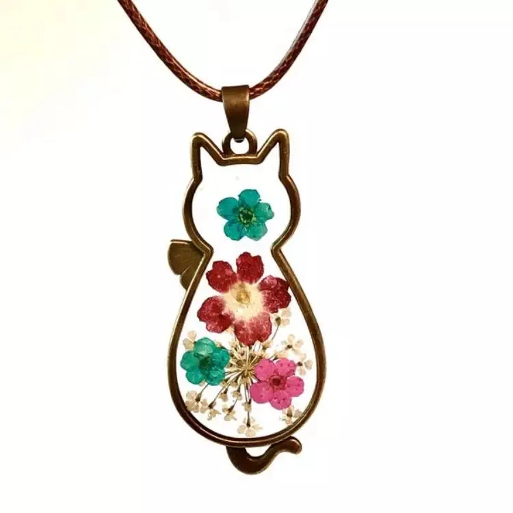 Pressed Flower Cat Necklace in Acrylic and Real Flowers