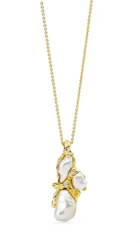 Textured yellow gold baroque pearl pendant with diamonds