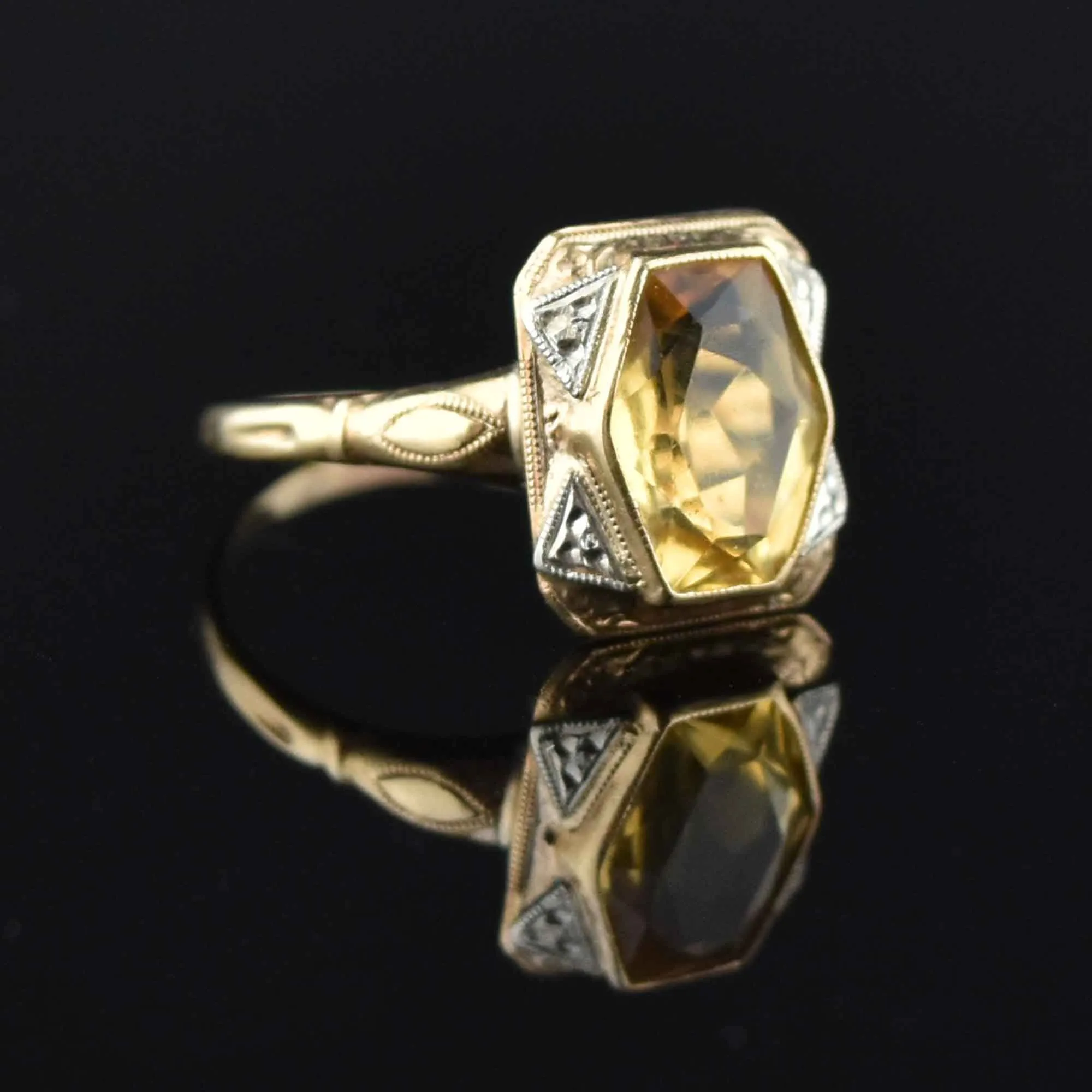 Vintage Art Deco 10K Gold Citrine Solitaire Ring