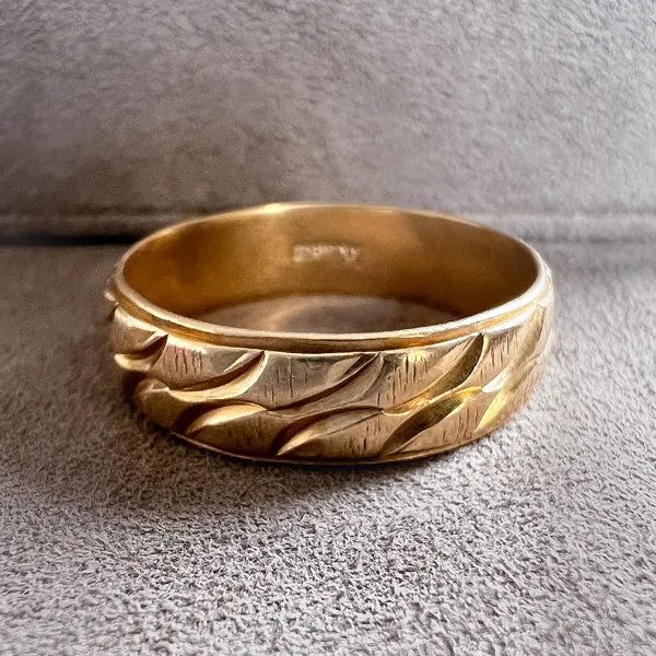 Vintage Patterned Wedding Band