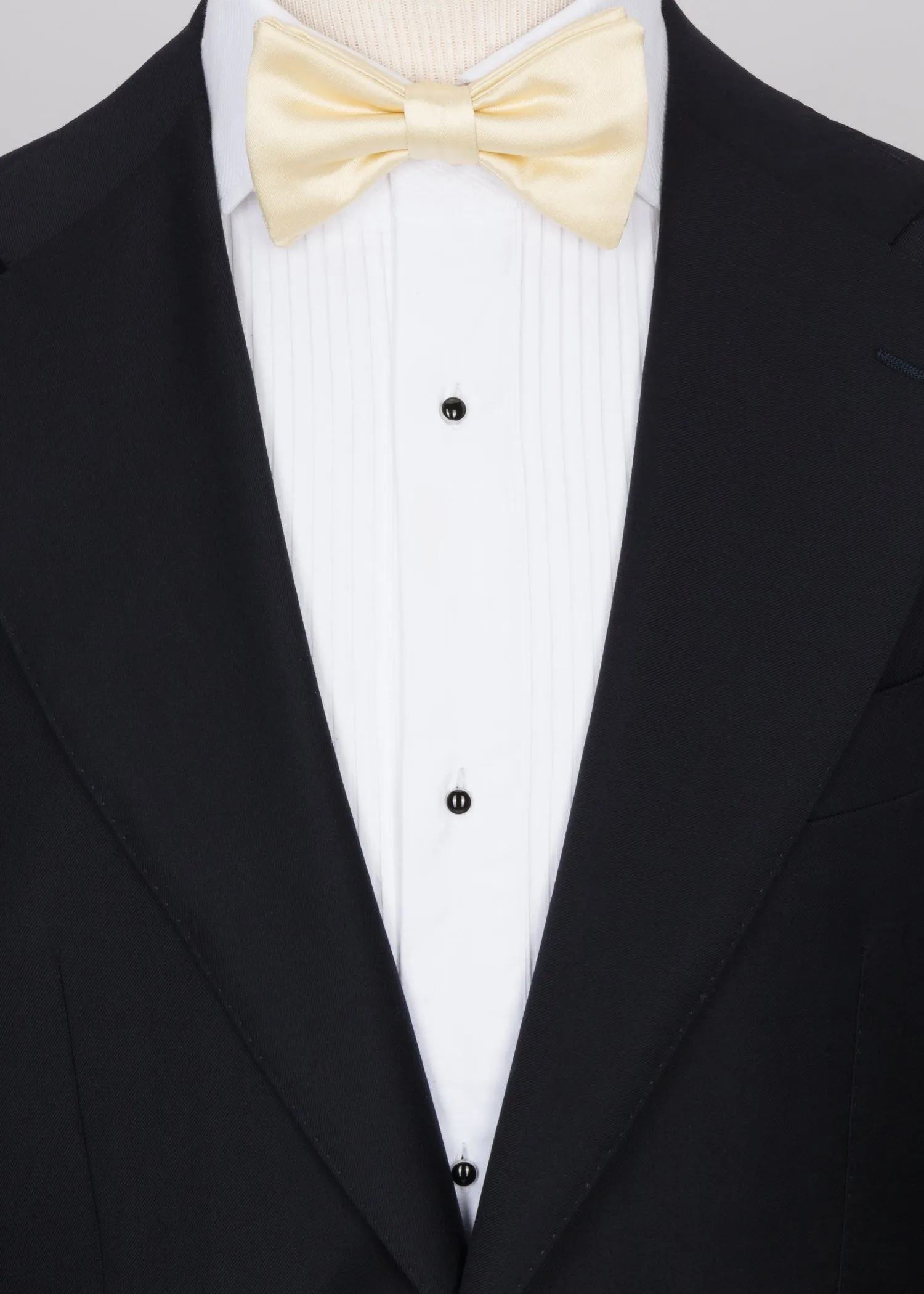 White Amantea Silk Bow Tie